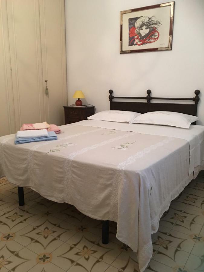 Casa Degli Zii Appartamento Letizia Luni 外观 照片