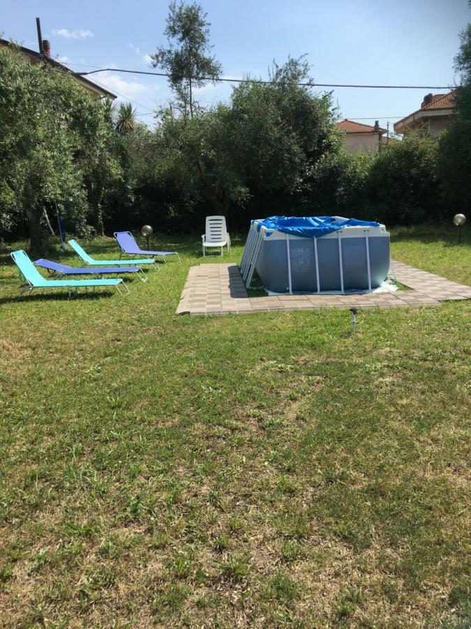 Casa Degli Zii Appartamento Letizia Luni 外观 照片